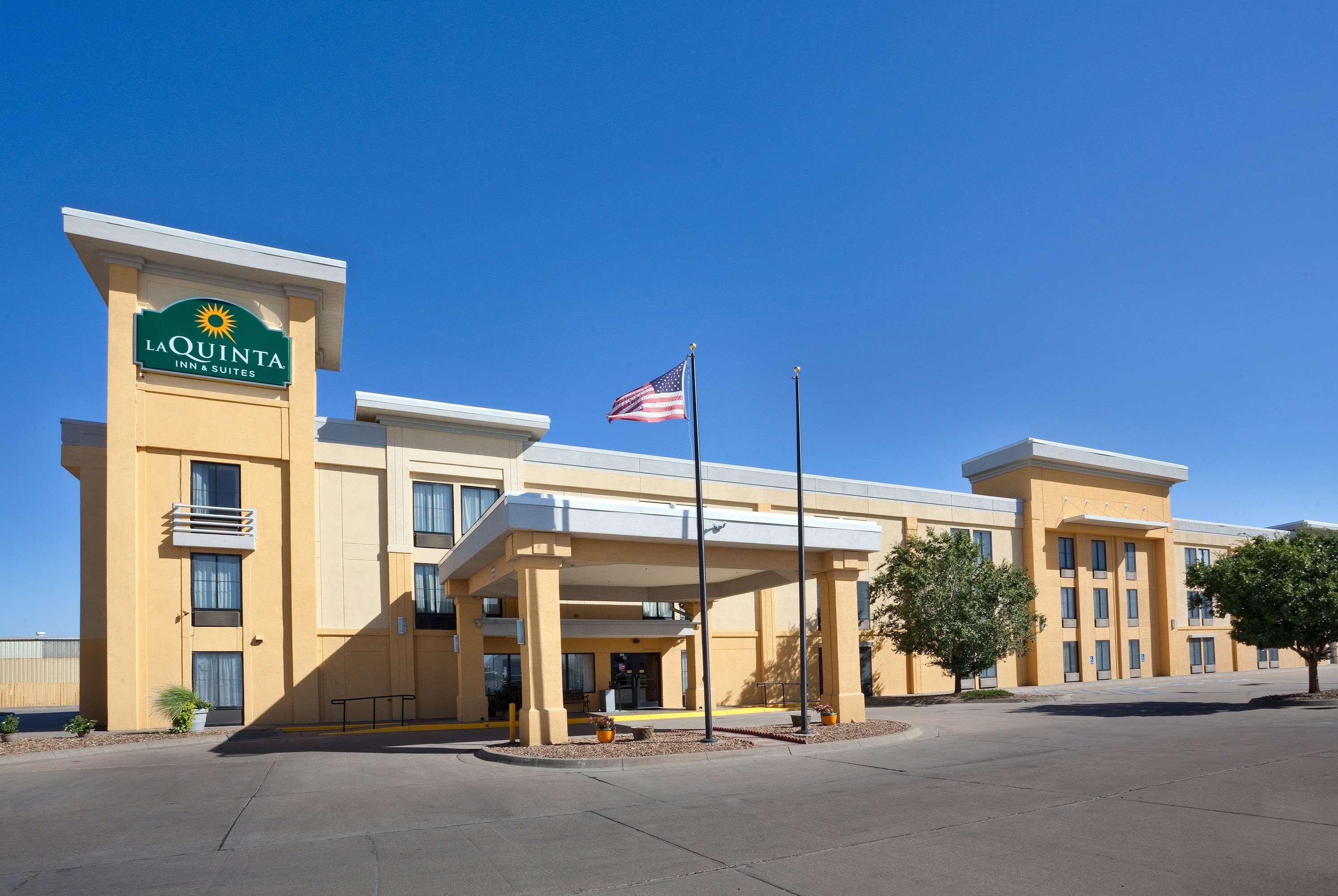 La Quinta By Wyndham Salina Exterior foto