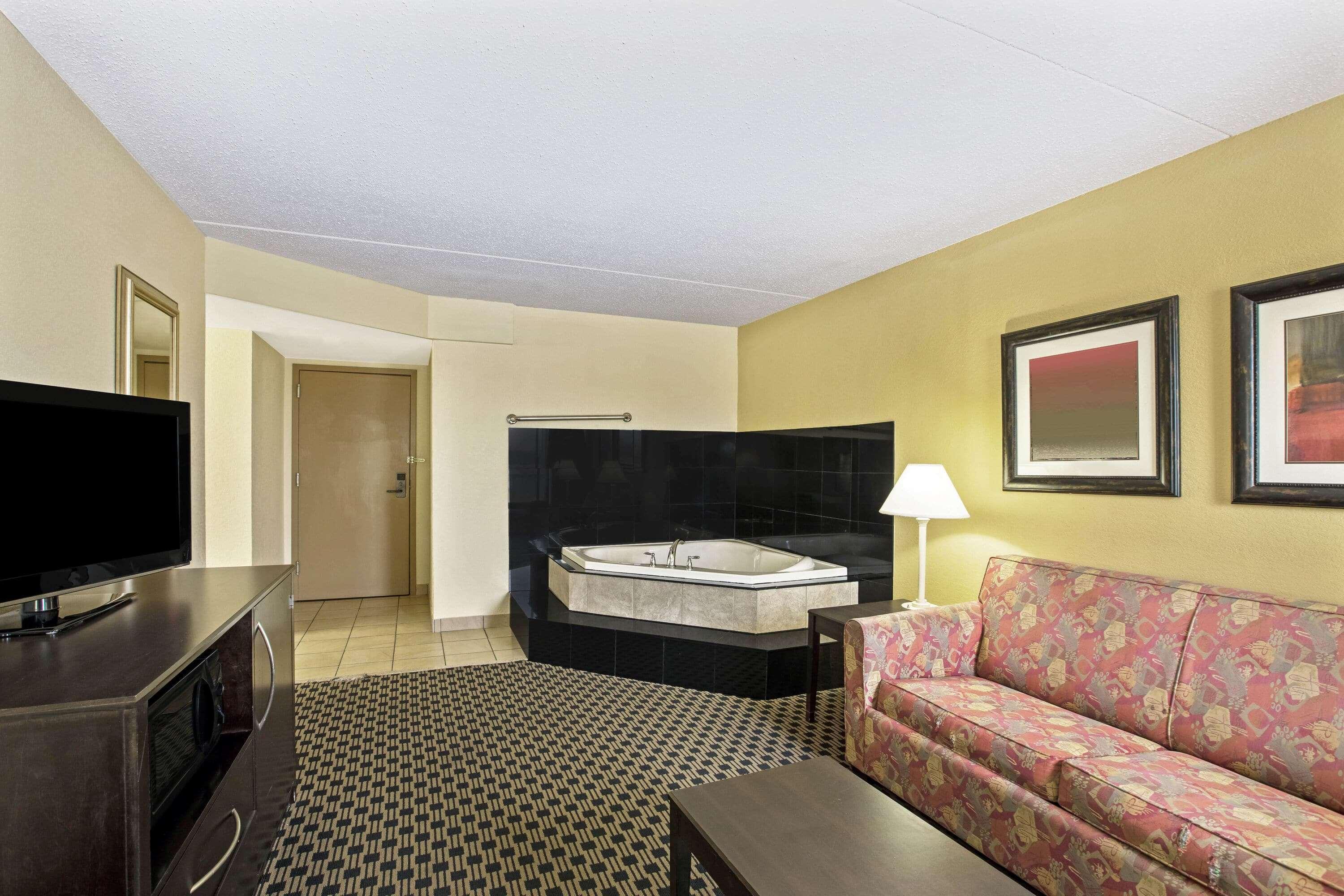 La Quinta By Wyndham Salina Exterior foto